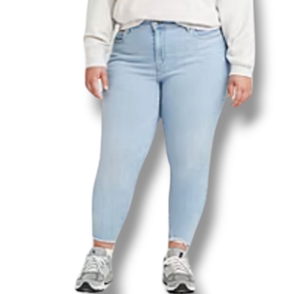 NEW Levi's 711 Skinny Jeans in Light Wash - Picture 1 of 8